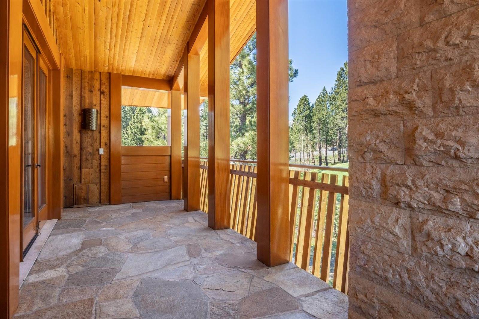 560 Obsidian Pl #1-03, Mammoth Lakes, CA 93546