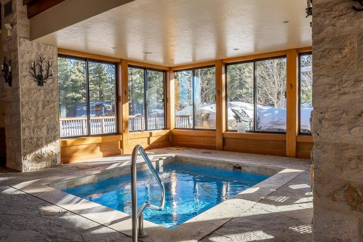 560 Obsidian Pl #1-03, Mammoth Lakes, CA 93546