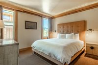 560 Obsidian Pl #1-03, Mammoth Lakes, CA 93546