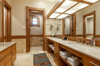 560 Obsidian Pl #1-03, Mammoth Lakes, CA 93546