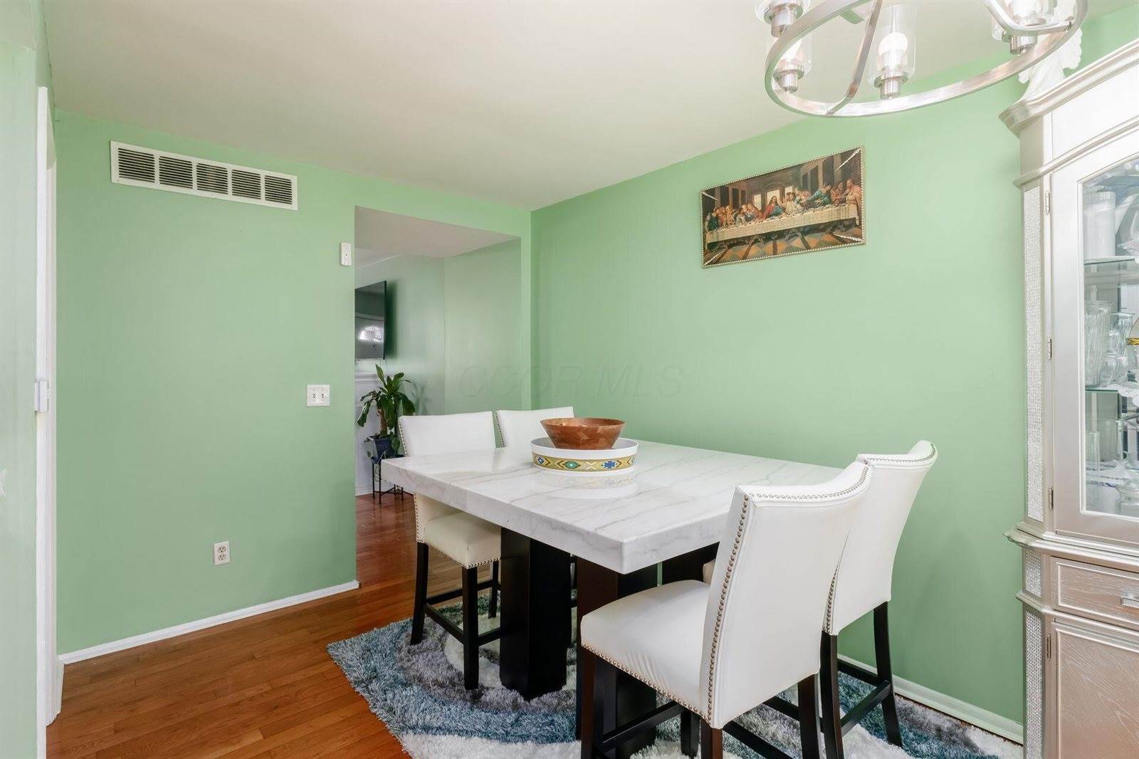 2472 Hardesty Drive South, Columbus, OH 43204