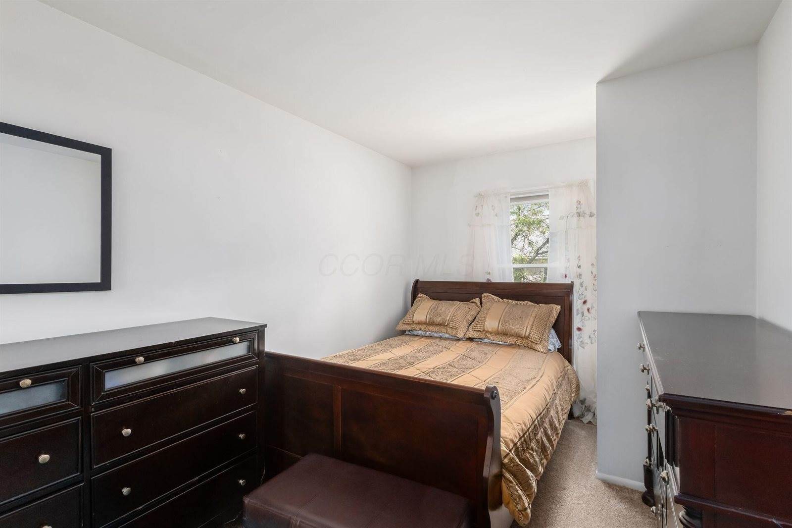 2472 Hardesty Drive South, Columbus, OH 43204