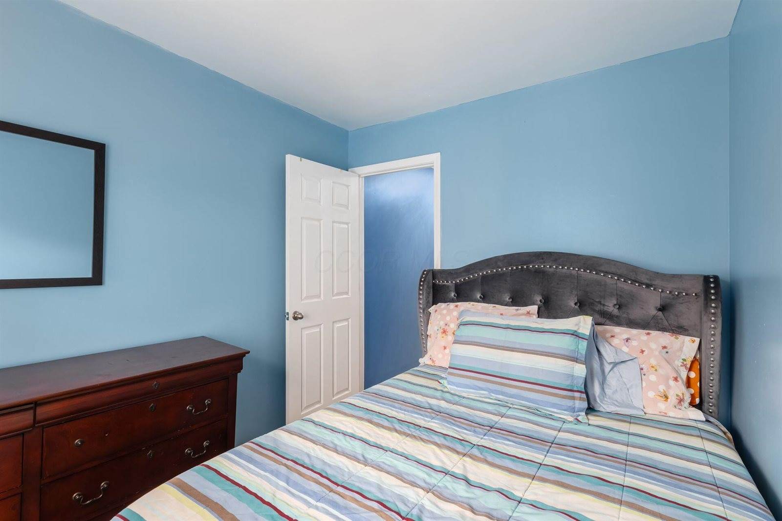 2472 Hardesty Drive South, Columbus, OH 43204