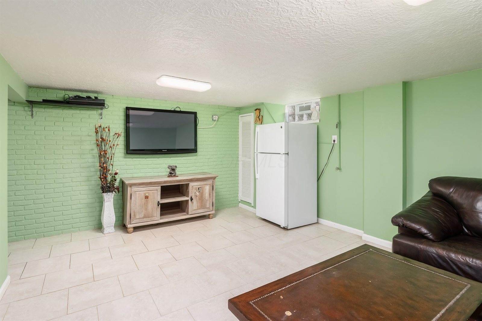 2472 Hardesty Drive South, Columbus, OH 43204