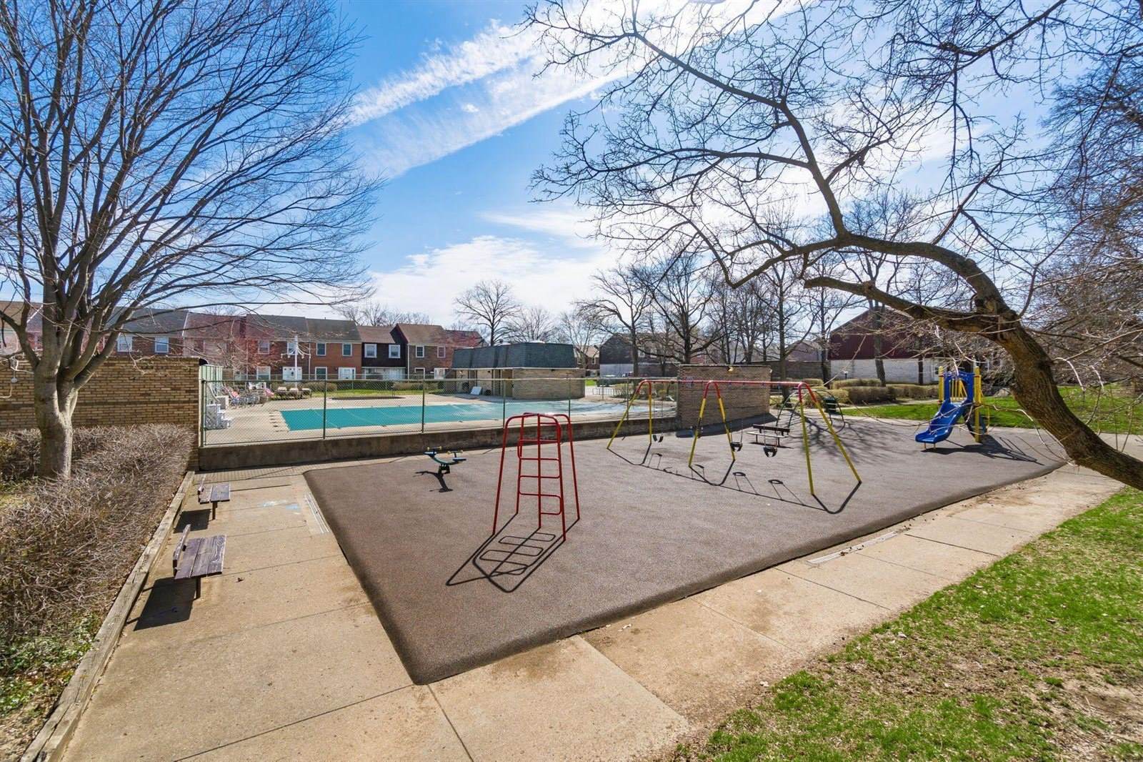 2472 Hardesty Drive South, Columbus, OH 43204
