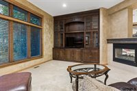 1427 North 133 Street, Omaha, NE 68154