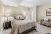 1427 North 133 Street, Omaha, NE 68154