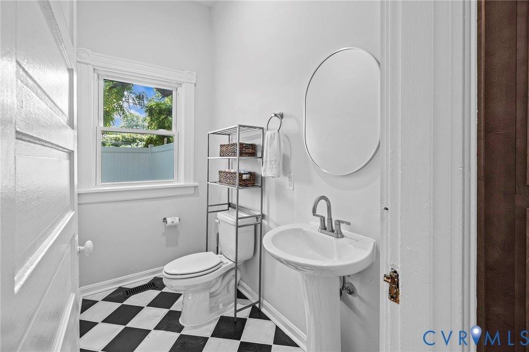 7 North Davis Avenue, Richmond, VA 23220