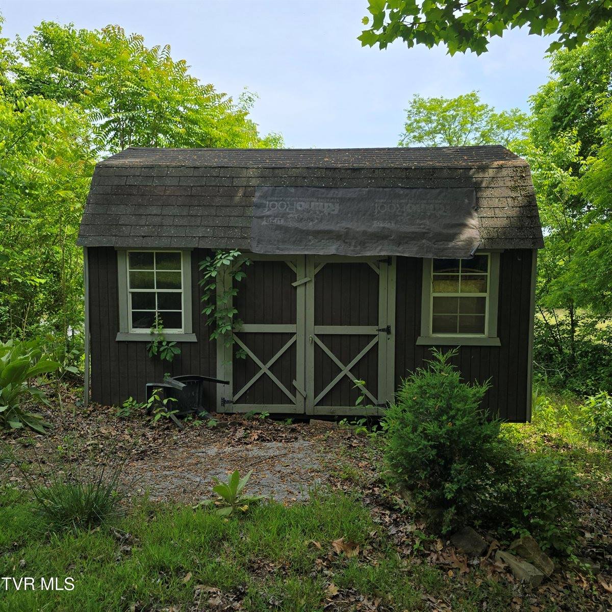 744 Ridge Drive, Piney Flats, TN 37686