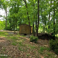 744 Ridge Drive, Piney Flats, TN 37686