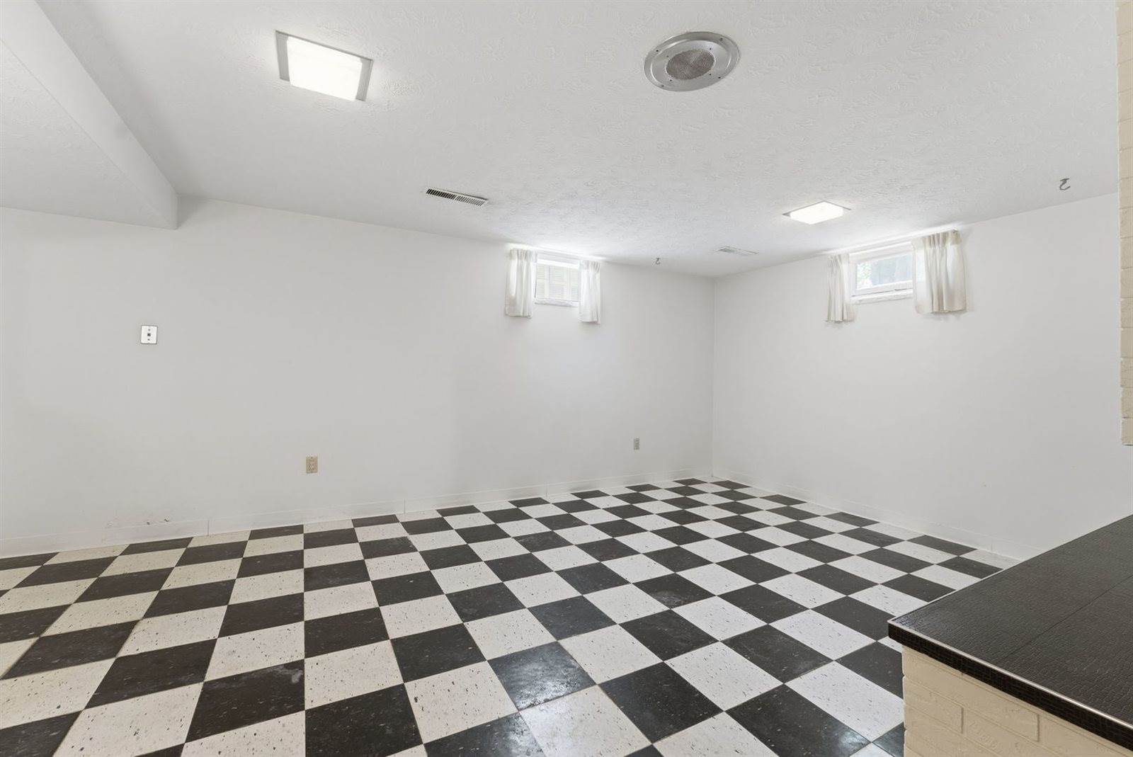 1912 East 31st Street, Davenport, IA 52807
