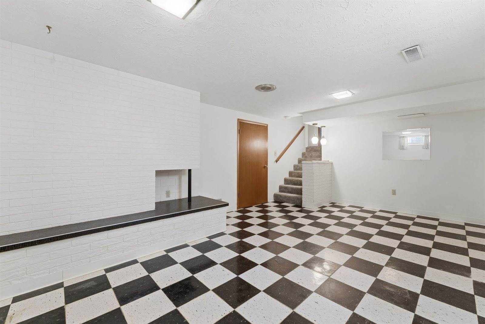 1912 East 31st Street, Davenport, IA 52807