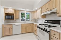 1912 East 31st Street, Davenport, IA 52807