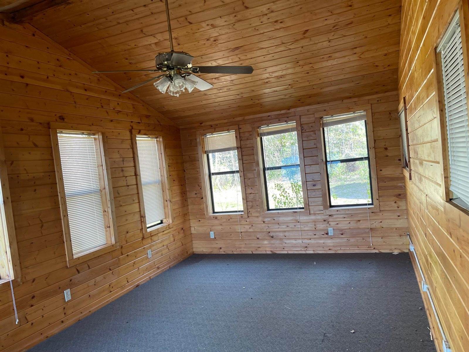 3424 Pine View Boulevard, Motley, MN 56466