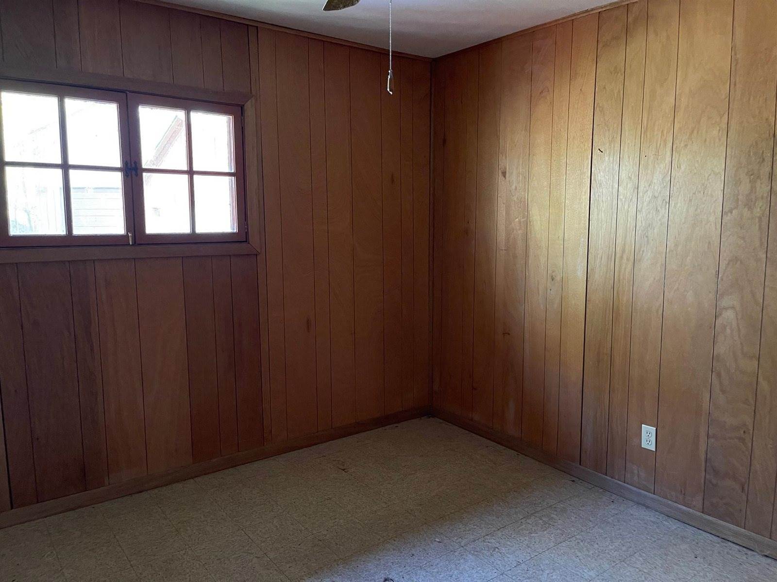 3424 Pine View Boulevard, Motley, MN 56466