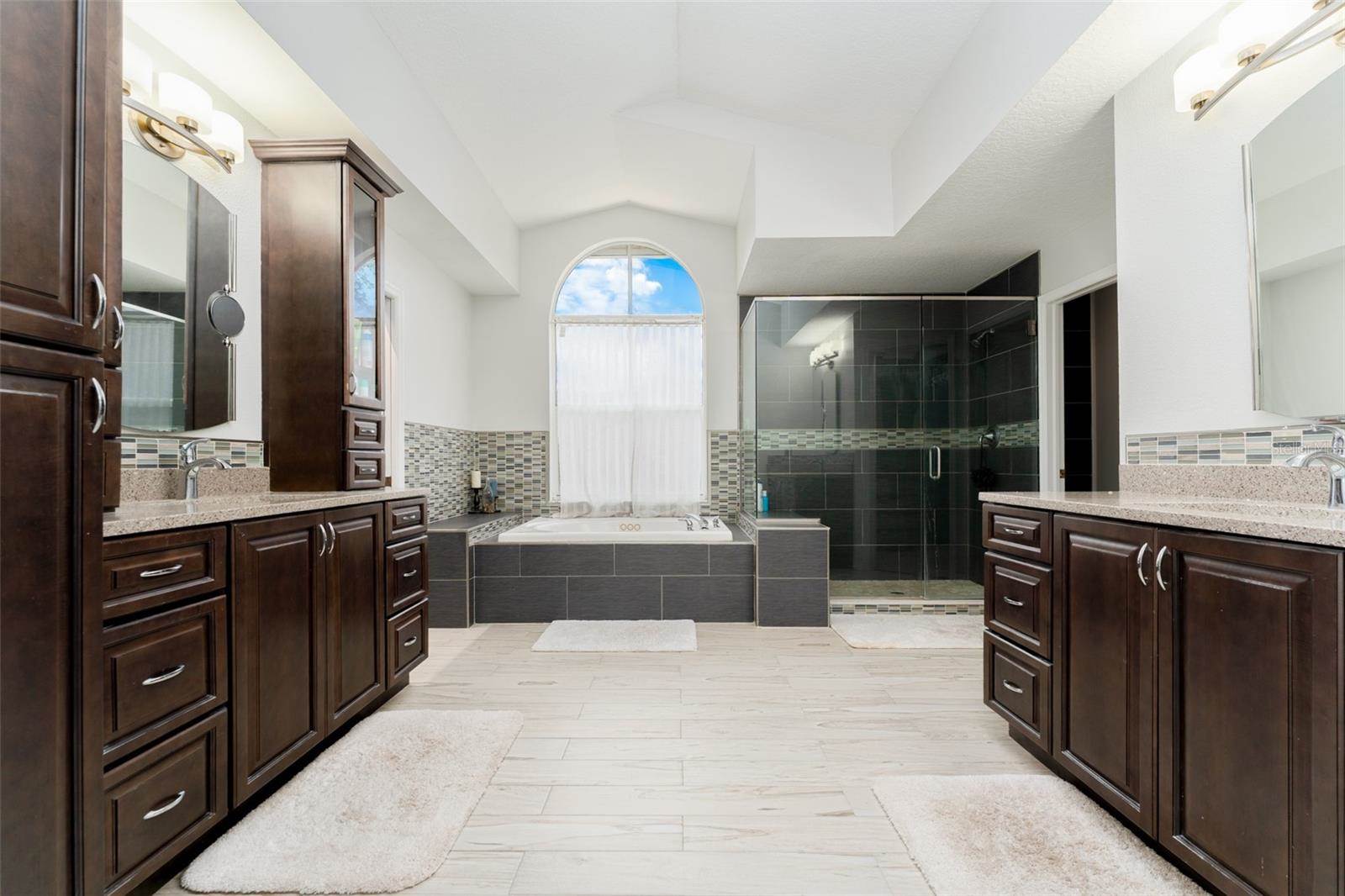 15303 Hidden Arbor Court, Odessa, FL 33556
