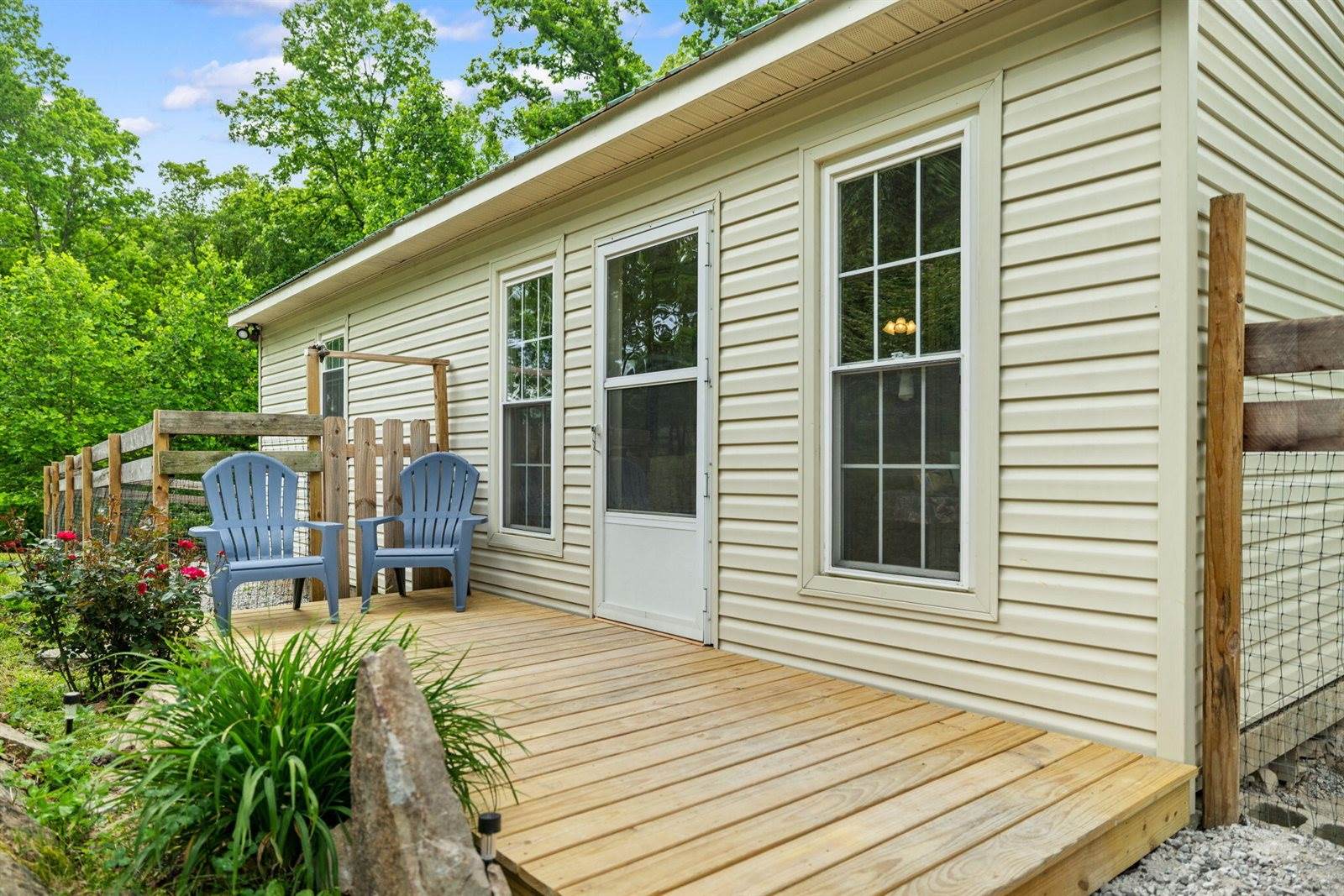 2585 Hazel Patch Road, East Bernstadt, KY 40729