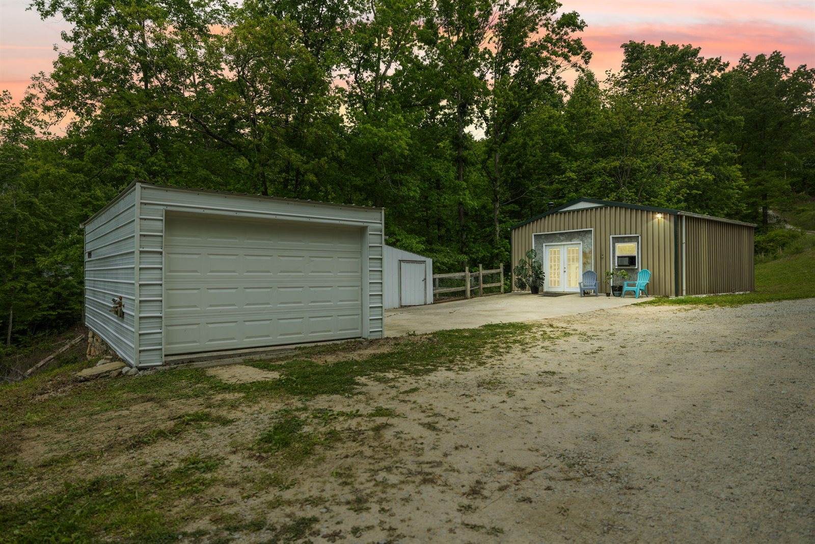 2585 Hazel Patch Road, East Bernstadt, KY 40729