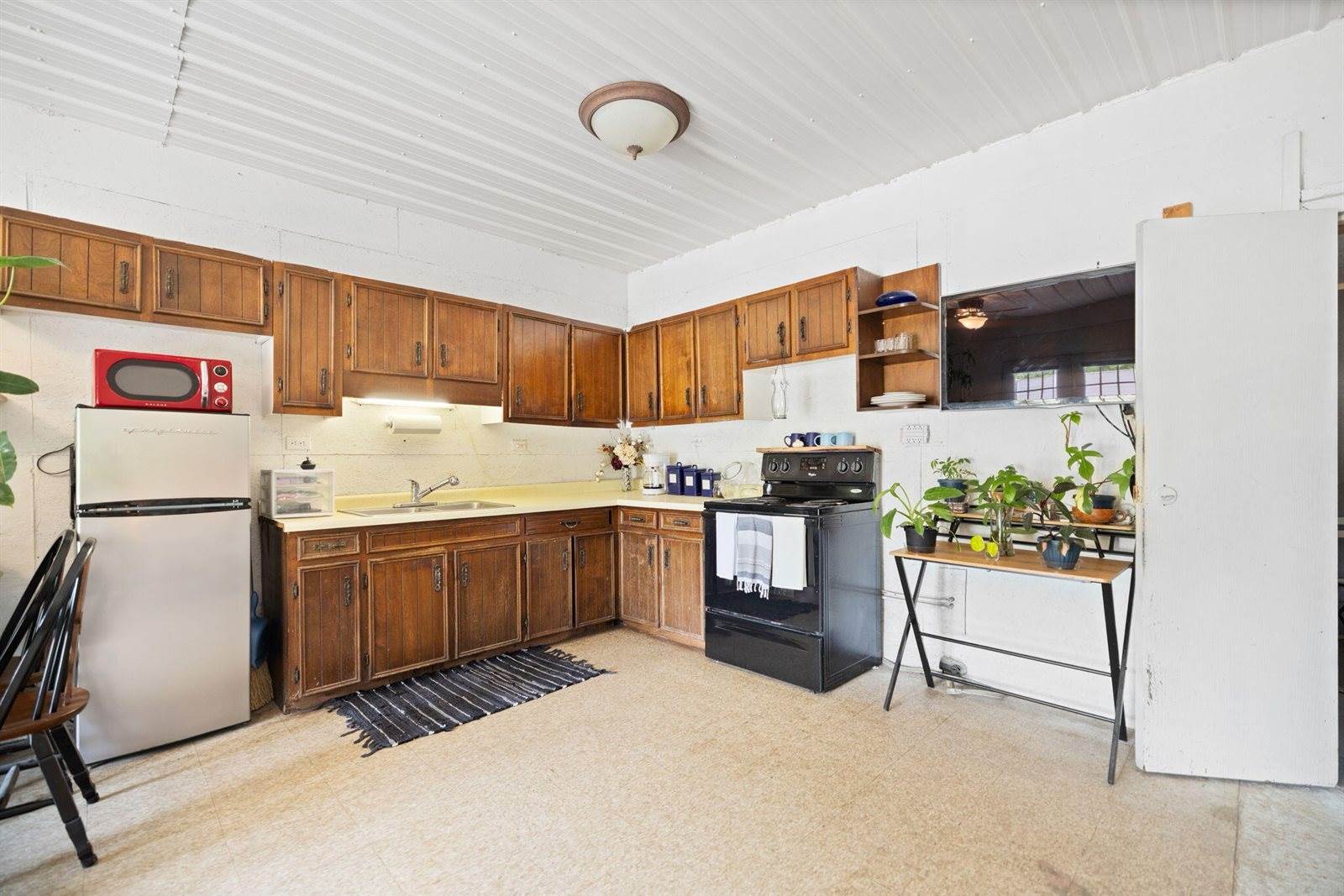 2585 Hazel Patch Road, East Bernstadt, KY 40729