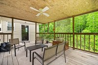2585 Hazel Patch Road, East Bernstadt, KY 40729