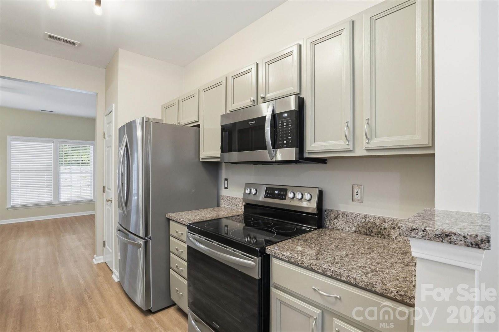 10851 Garden Oaks Lane, Charlotte, NC 28273