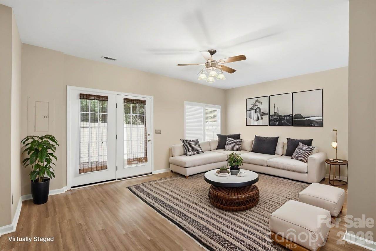 10851 Garden Oaks Lane, Charlotte, NC 28273