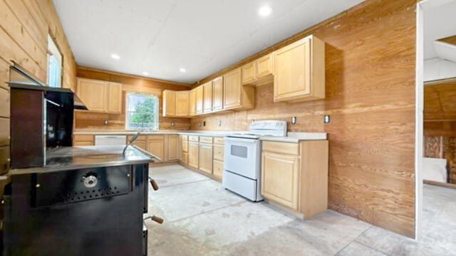 2194 Van Buren Road, Connor Township, ME 04736