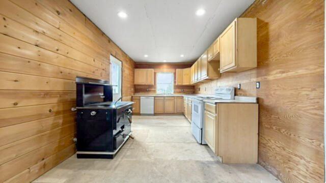 2194 Van Buren Road, Connor Township, ME 04736