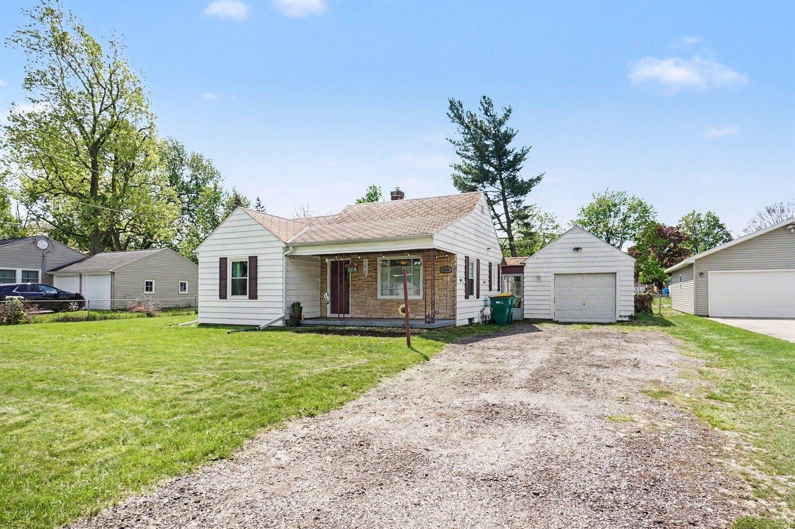 1808 Indian Road, Portage, MI 49002