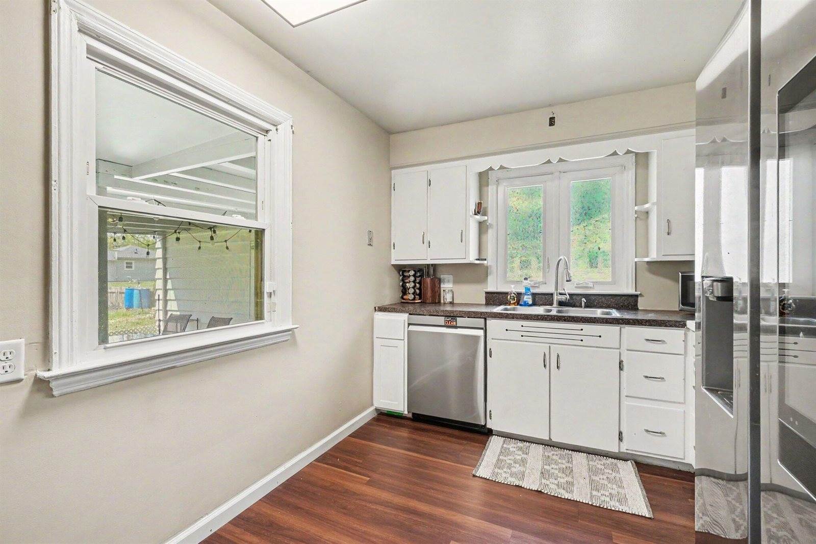 1808 Indian Road, Portage, MI 49002