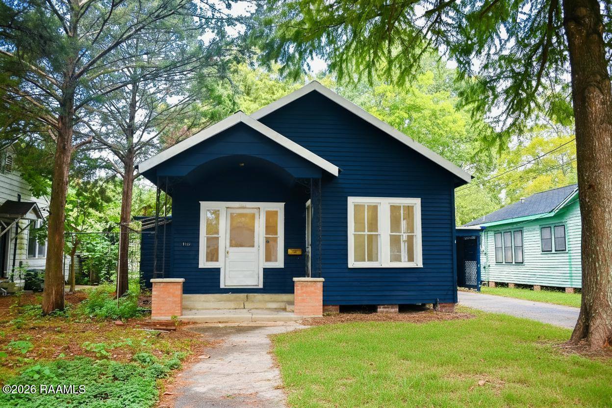1122 South Court Street, Opelousas, LA 70570