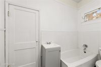 1122 South Court Street, Opelousas, LA 70570