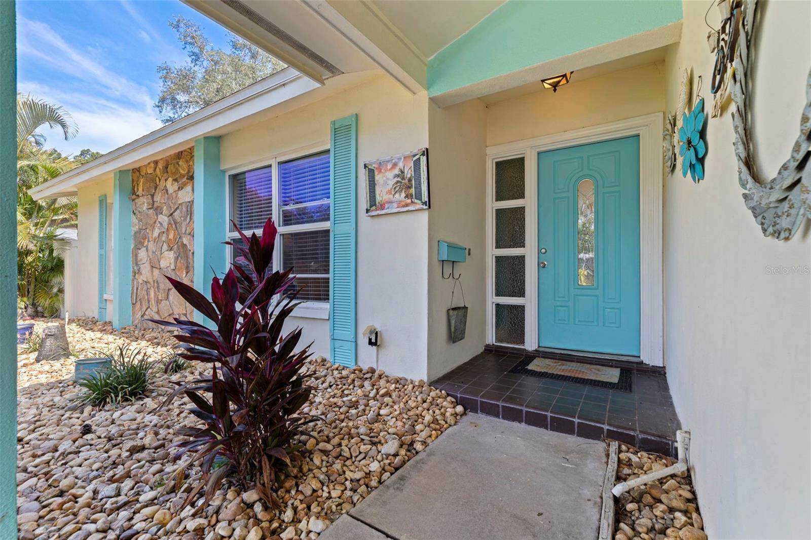 201 58TH Avenue South, Saint Petersburg, FL 33705