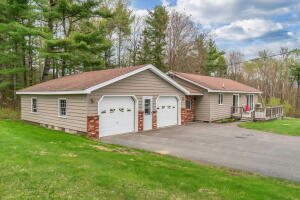 18 Billington Road, Milo, ME 04463