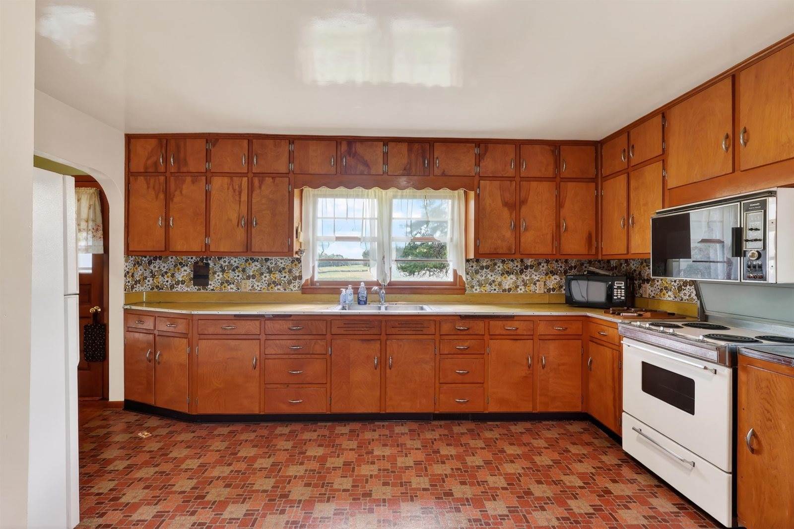 4750 County Line Road, Nekoosa, WI 54457
