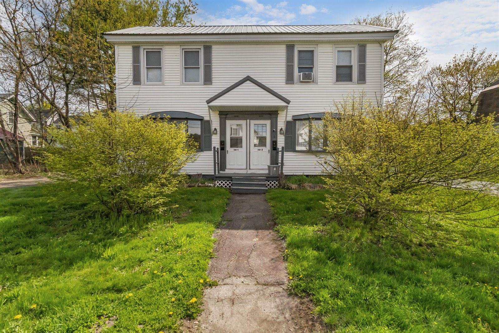 34 6th Street, Old Town, ME 04468