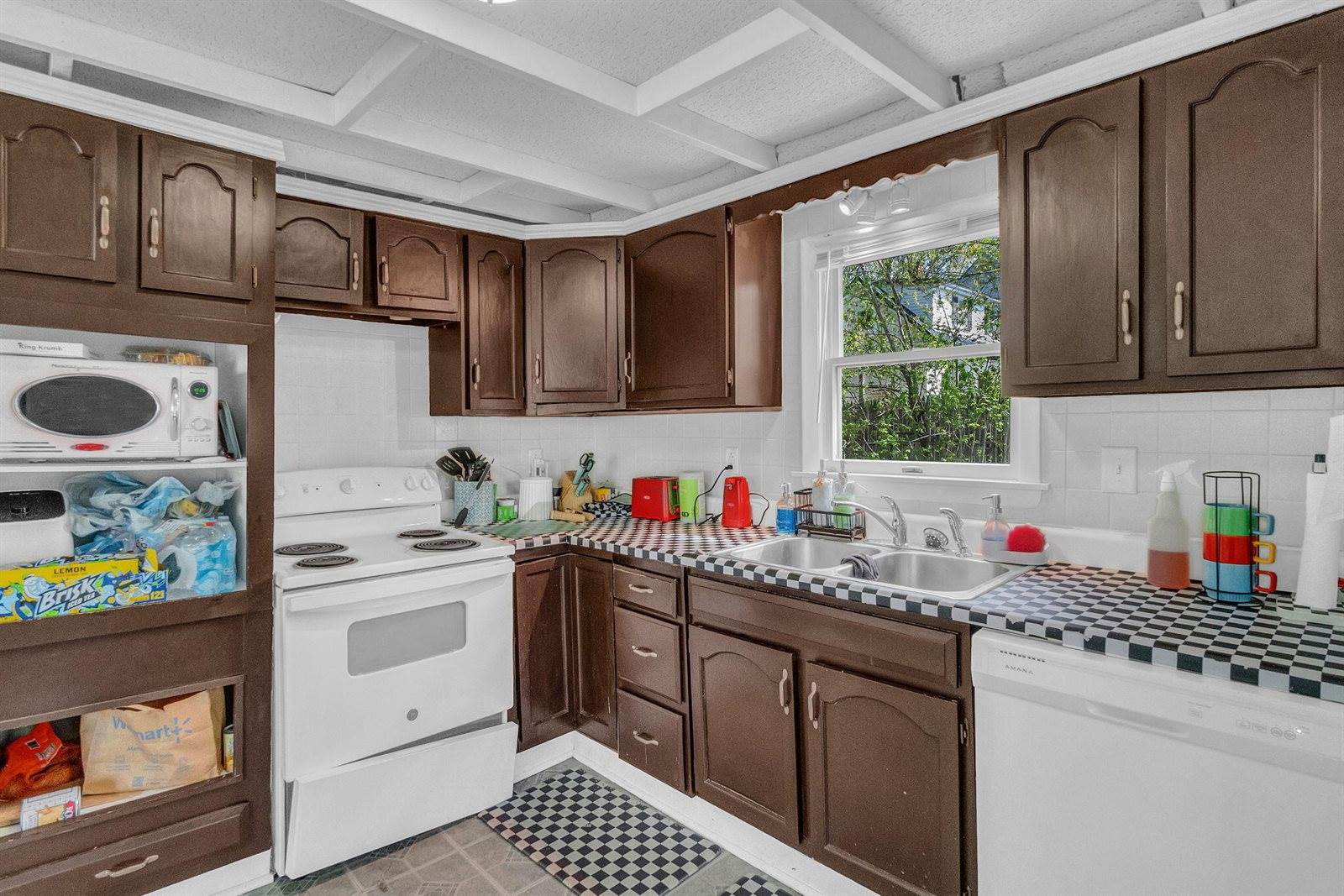 34 6th Street, Old Town, ME 04468