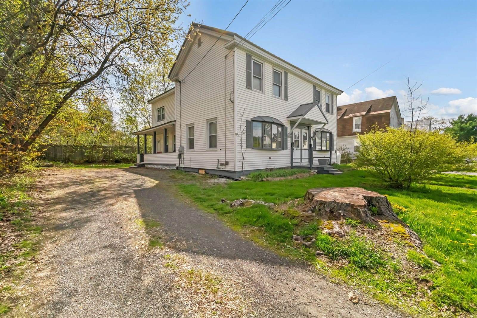 34 6th Street, Old Town, ME 04468