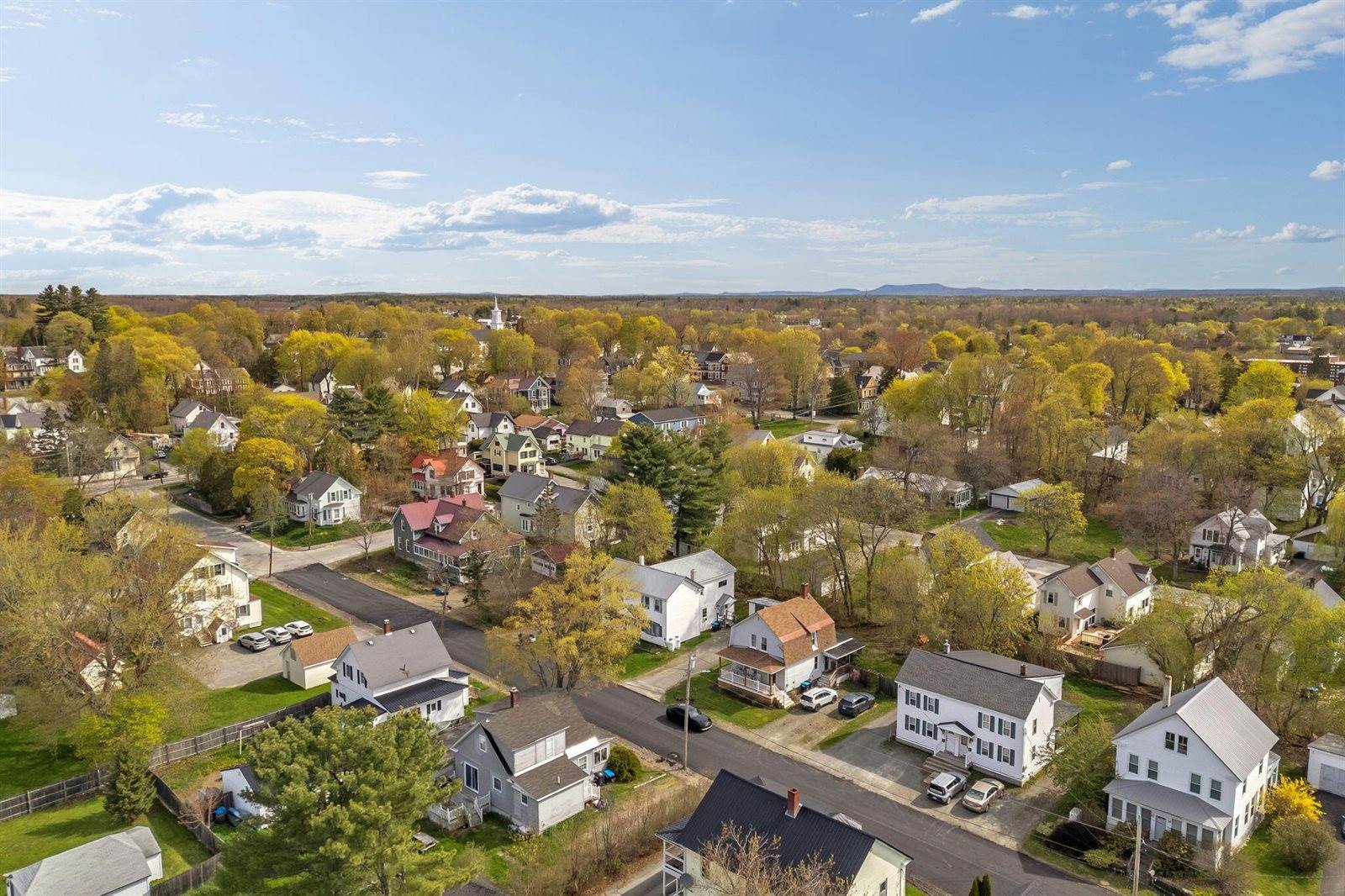 34 6th Street, Old Town, ME 04468