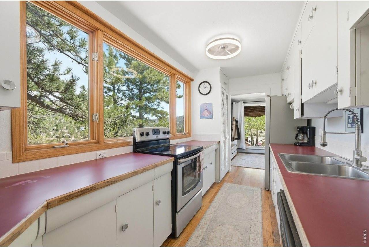 2031 Mall Rd, Estes Park, CO 80517