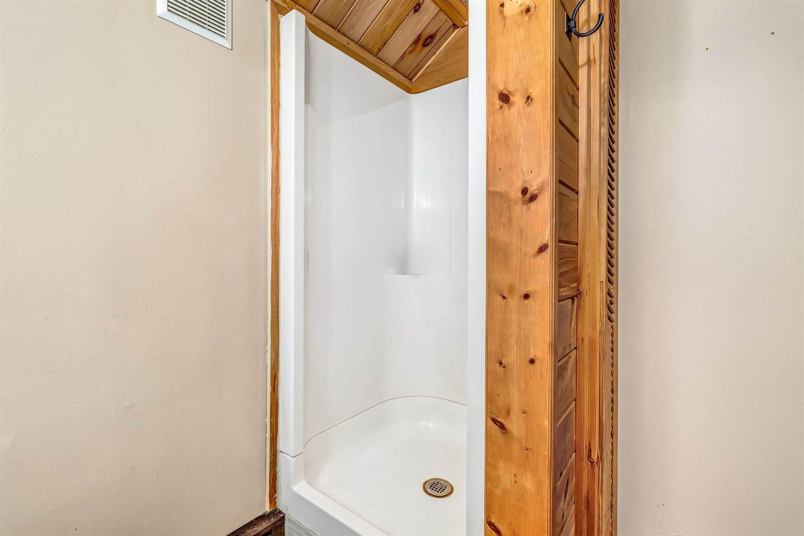 25 Mountain High Drive, Orrington, ME 04474