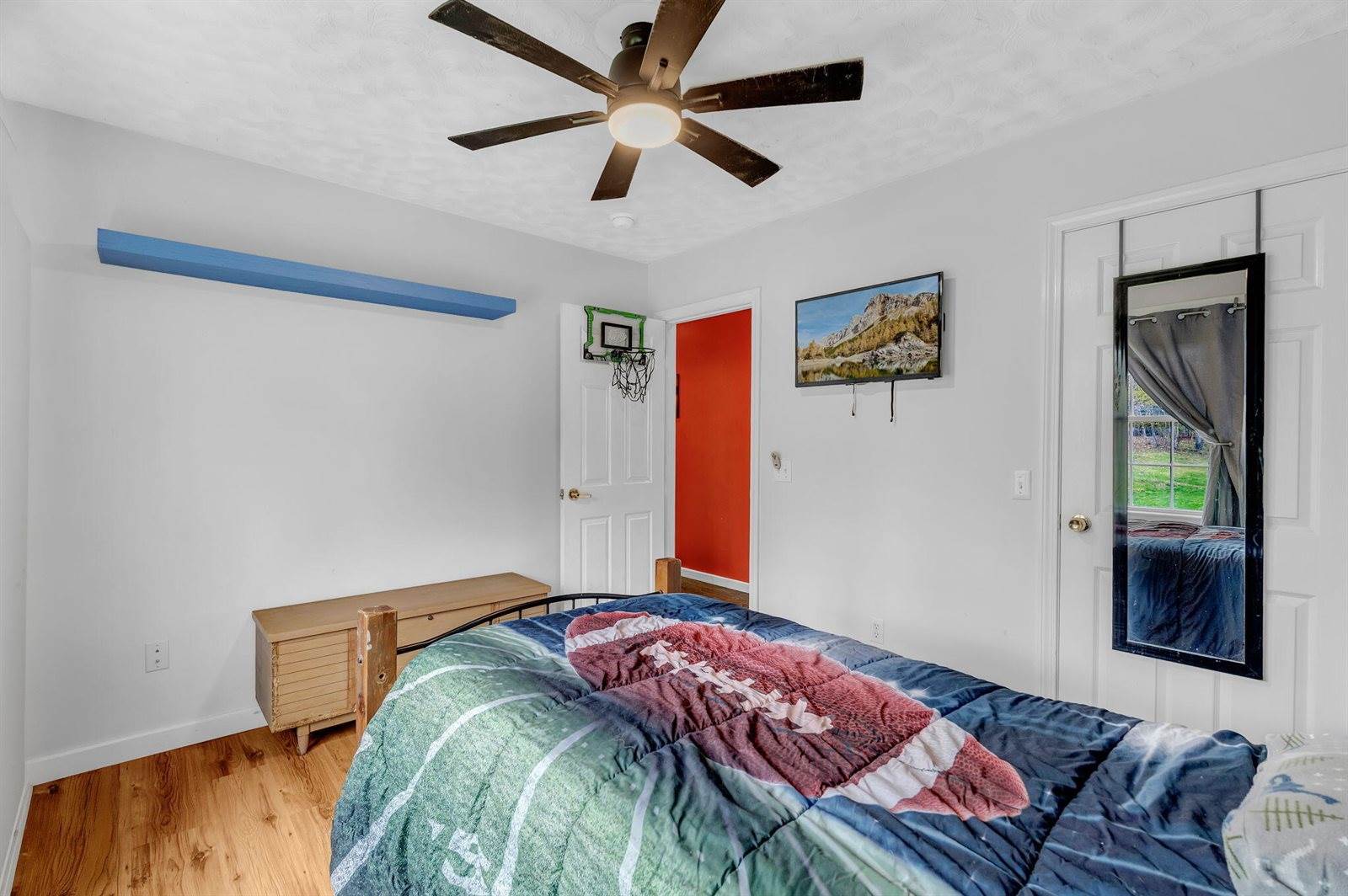 65 Center Drive, Orrington, ME 04474