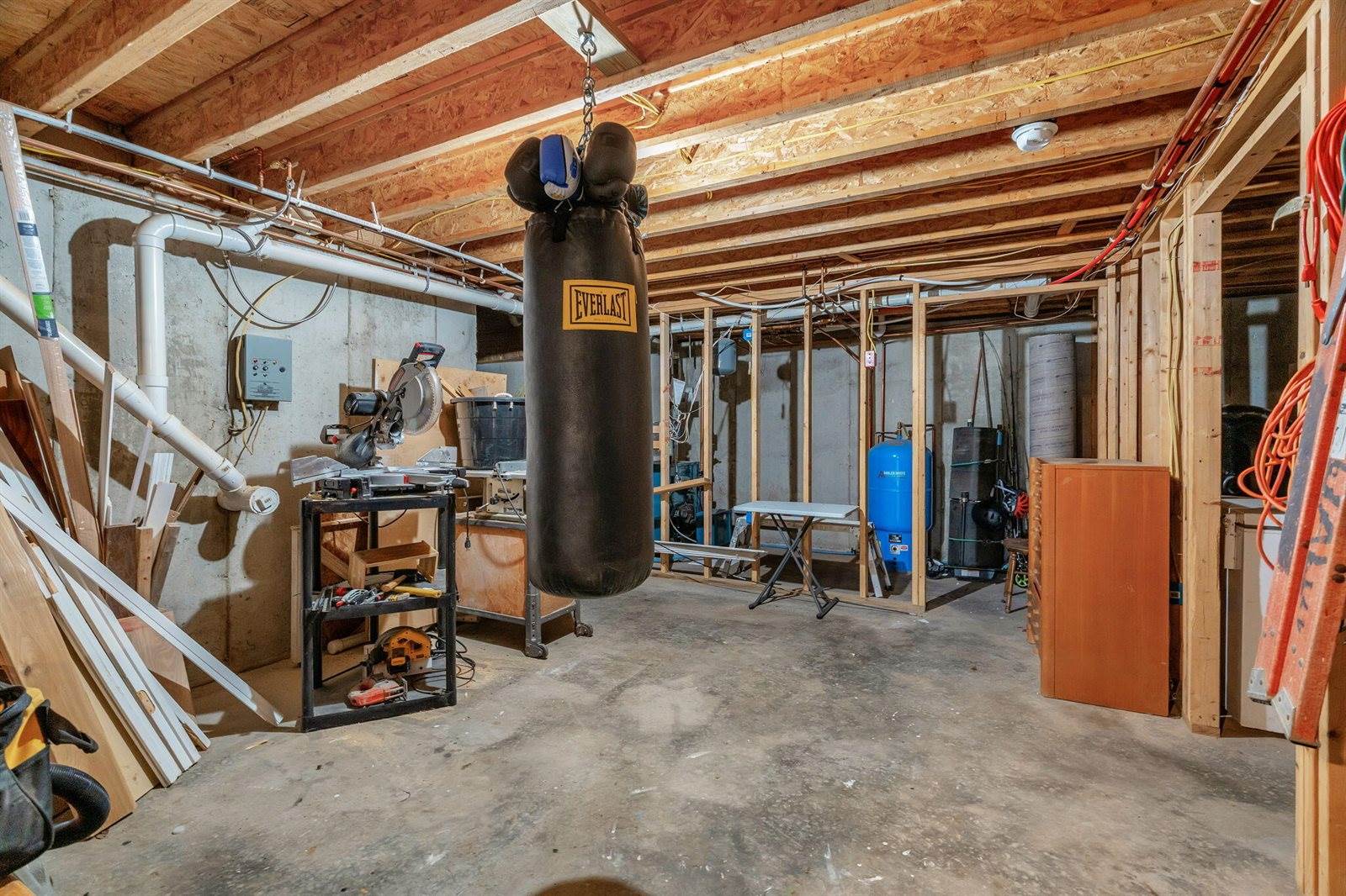 65 Center Drive, Orrington, ME 04474