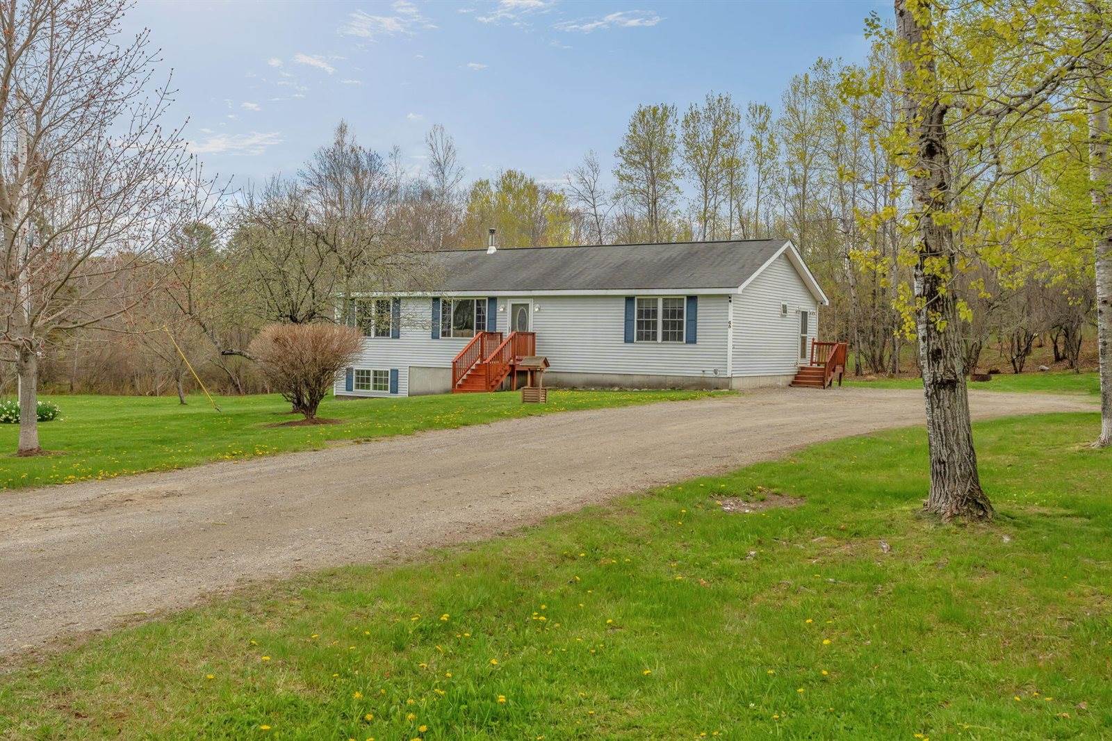 65 Center Drive, Orrington, ME 04474