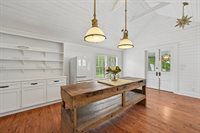 4925 Main Street, Chappell Hill, TX 77426
