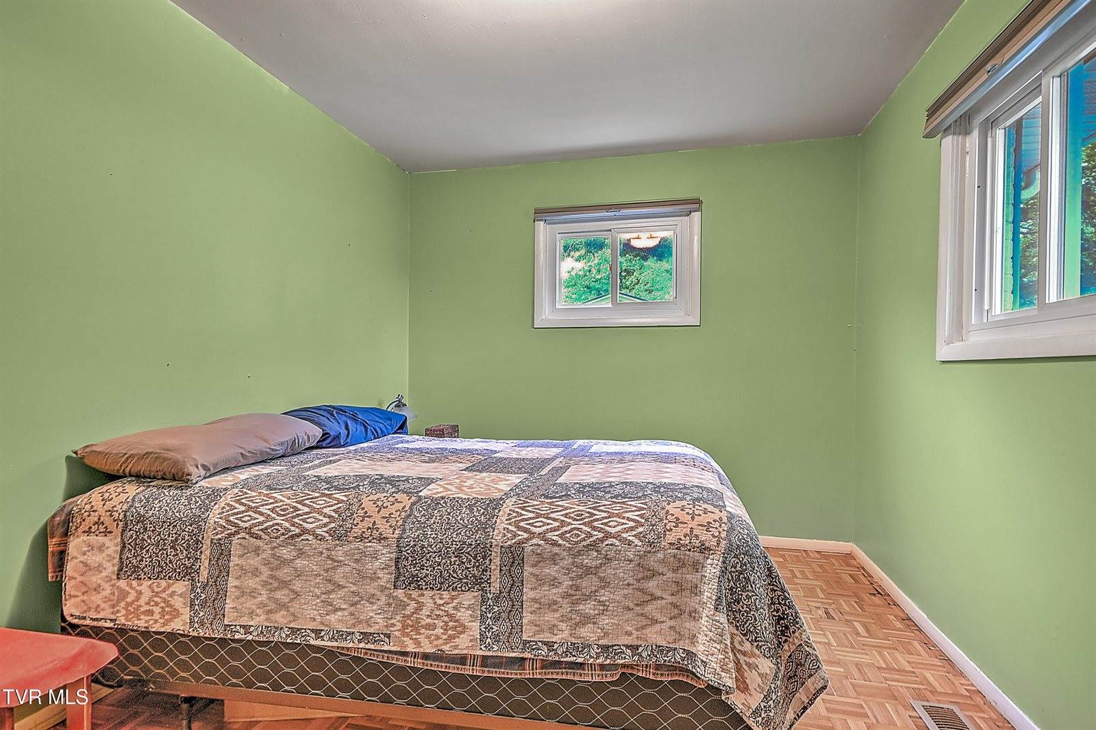 2405 Melborne Drive, Johnson City, TN 37601