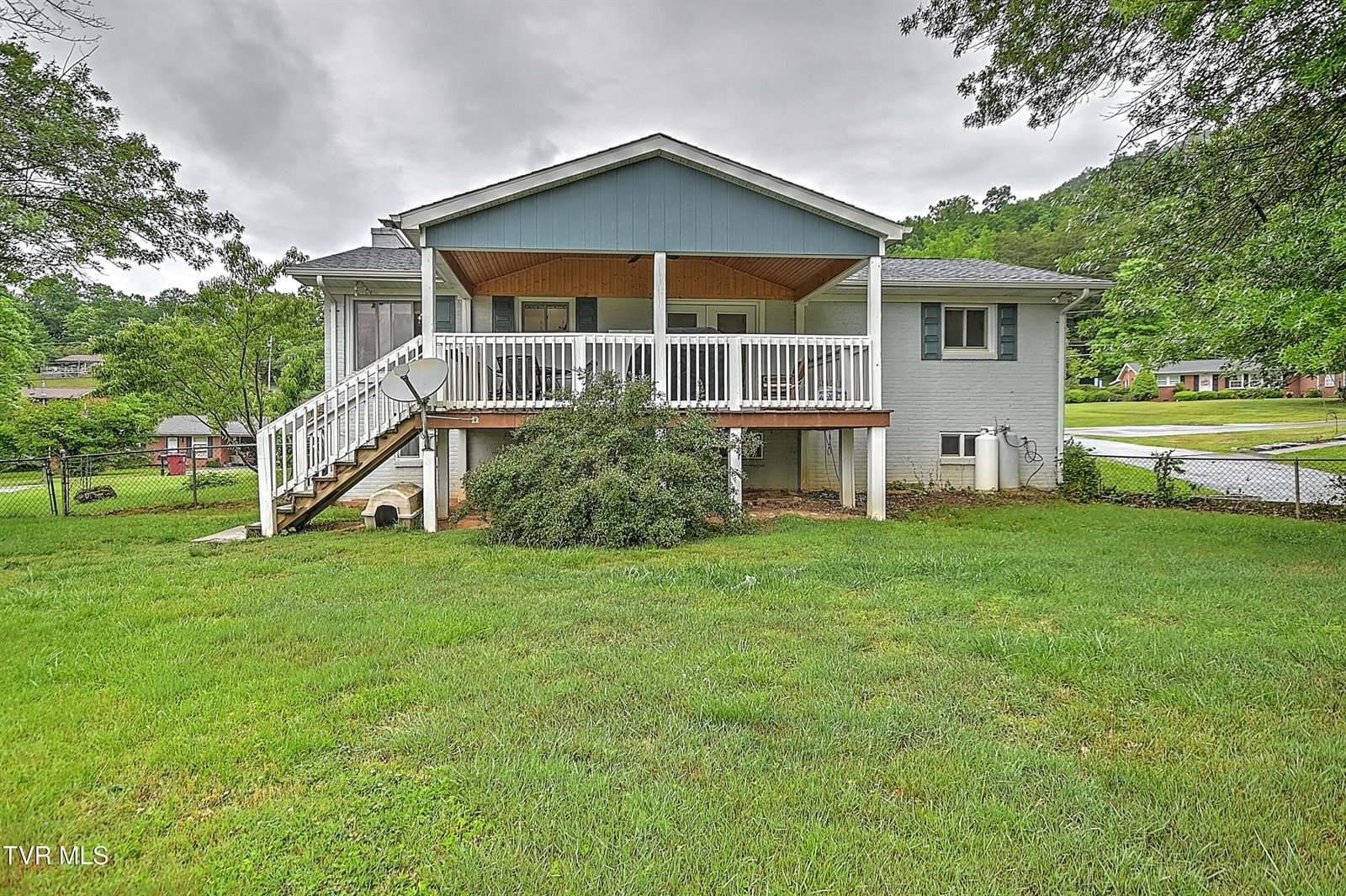 2405 Melborne Drive, Johnson City, TN 37601