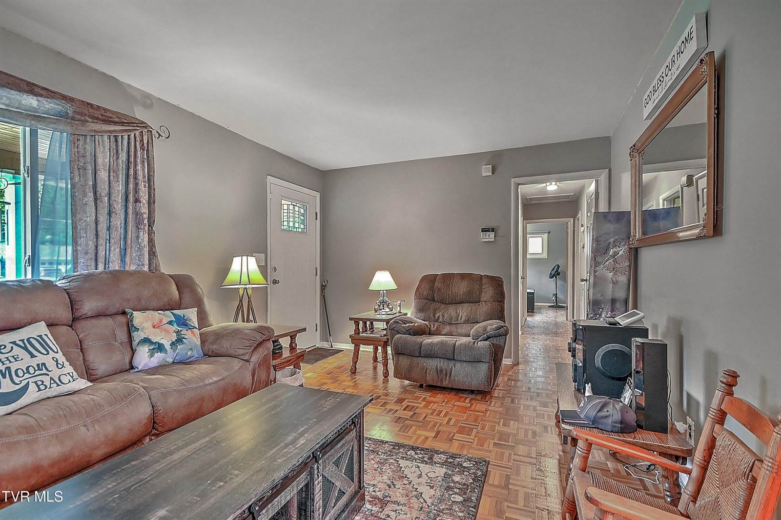 2405 Melborne Drive, Johnson City, TN 37601