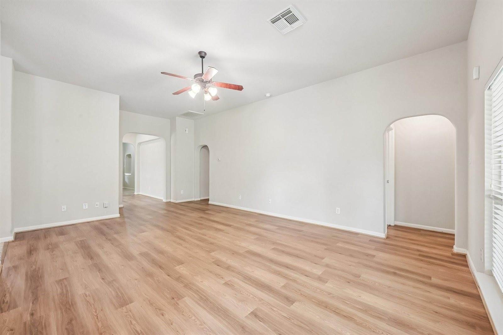 4918 Dwarf Honey Suckle Court, Houston, TX 77084