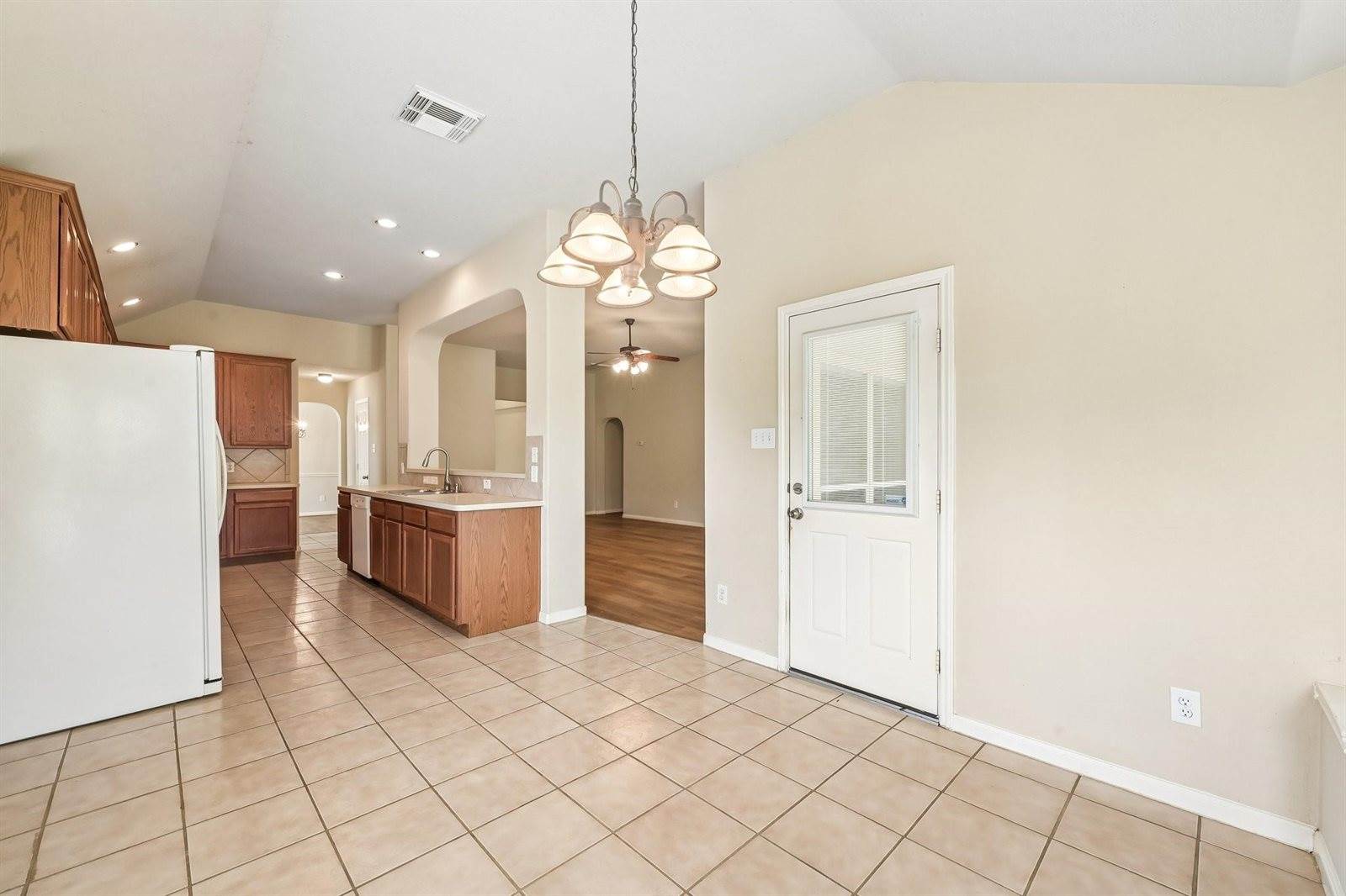 4918 Dwarf Honey Suckle Court, Houston, TX 77084